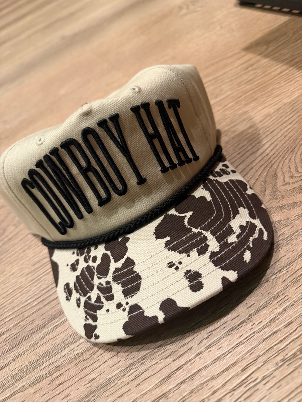Cowboy Hat Embroidered Tan & Brown Patterned Trucker Cap